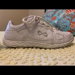 Nfinity sneakers